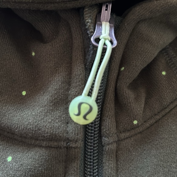 Host pick! 🎉 Vintage Lululemon Scuba - Picture 3 of 7